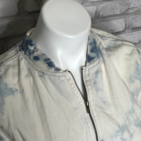 American Eagle bleach dye jacket, medium - Picture 3 of 7